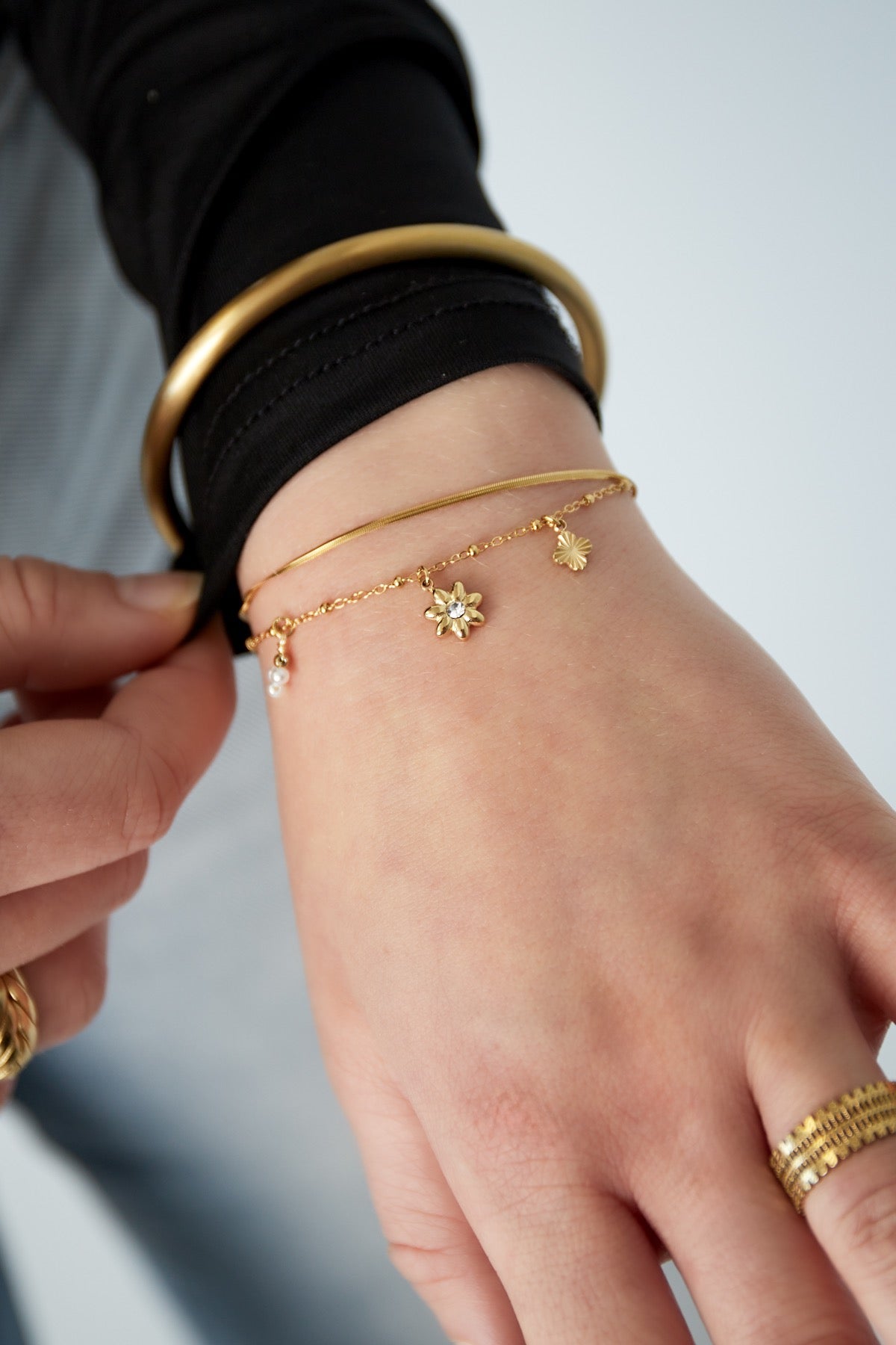 Aya Flower Bracelet