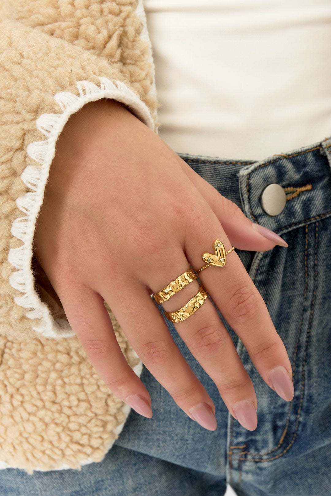 Hearted Ring Gold