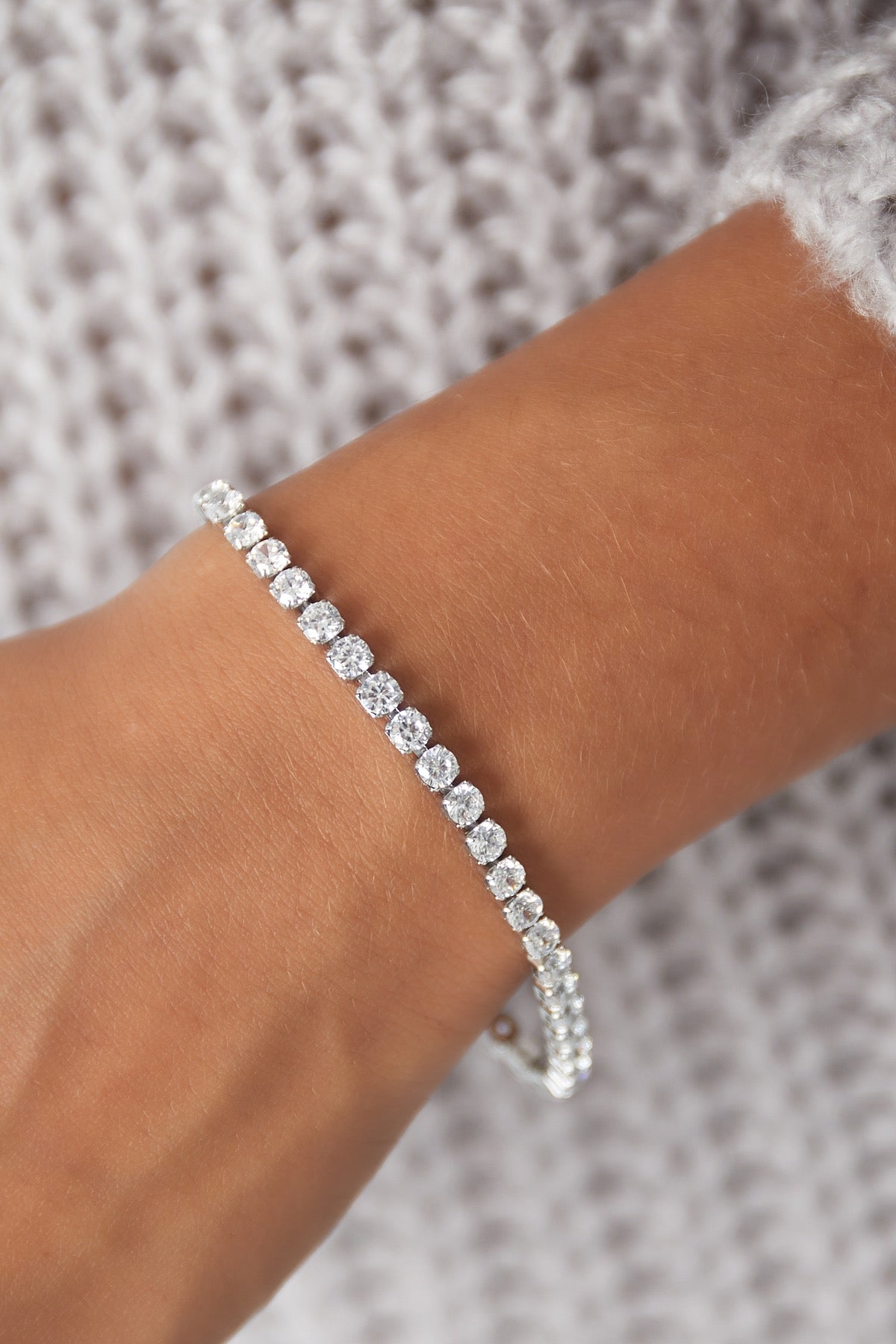 TENNIS BRACELET - 4MM