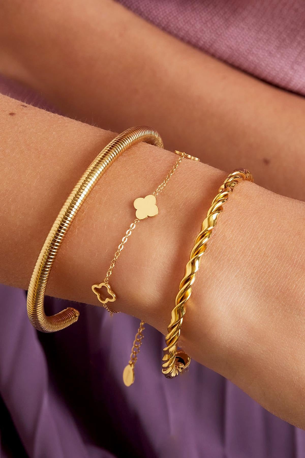 Triple Flower Bracelet Gold