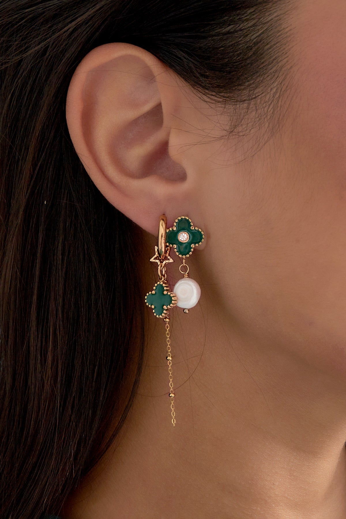 Clover Night Earrings